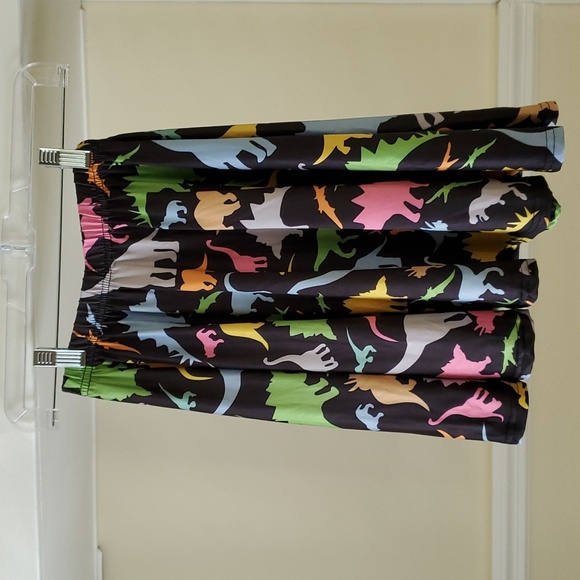 NWT Dinosaur Skirt - Pull On Skater Skirt Style - Picture 1 of 4